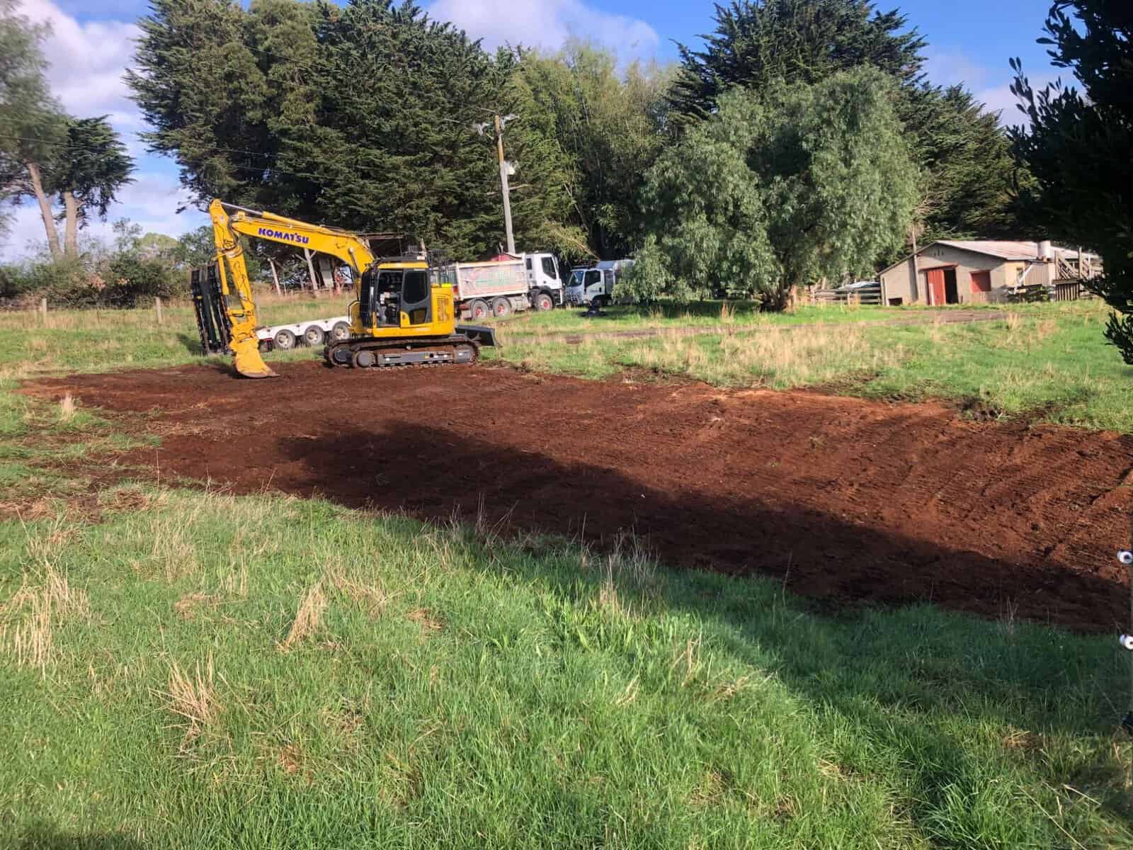 Excavator and tipper on an earthworks job