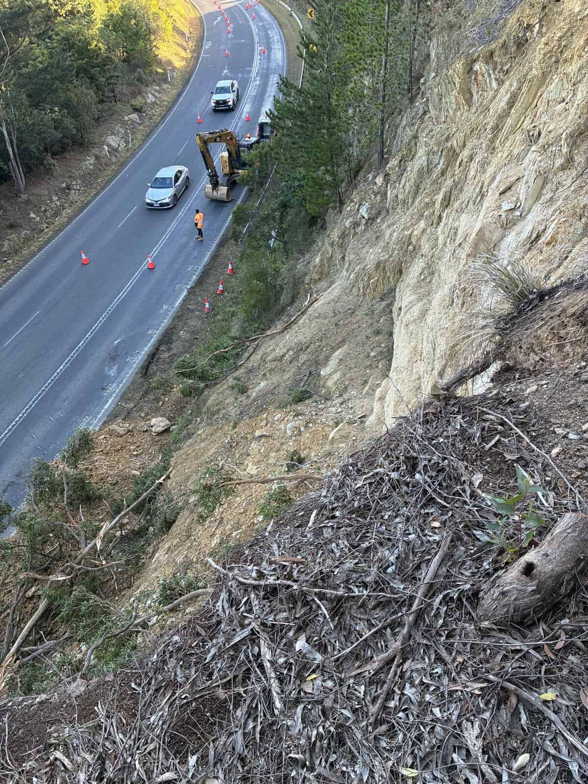 Roadside works with traffic management