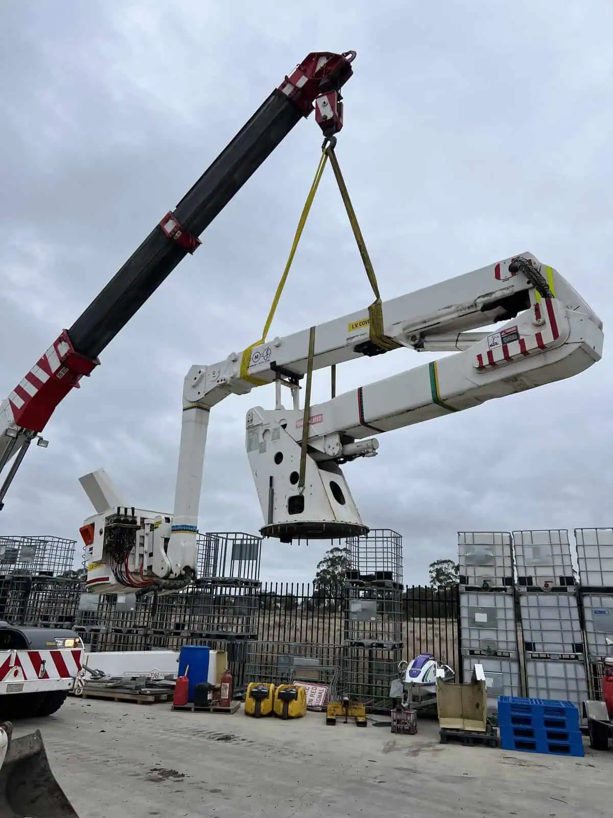 Valley wide boom lifted